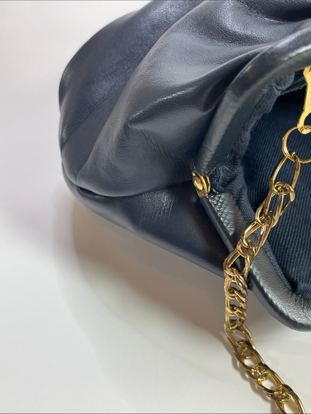 Jeanne Lottie Navy Leather Kiss-Lock Chain Crossbody Bag - Picture 14 of 15